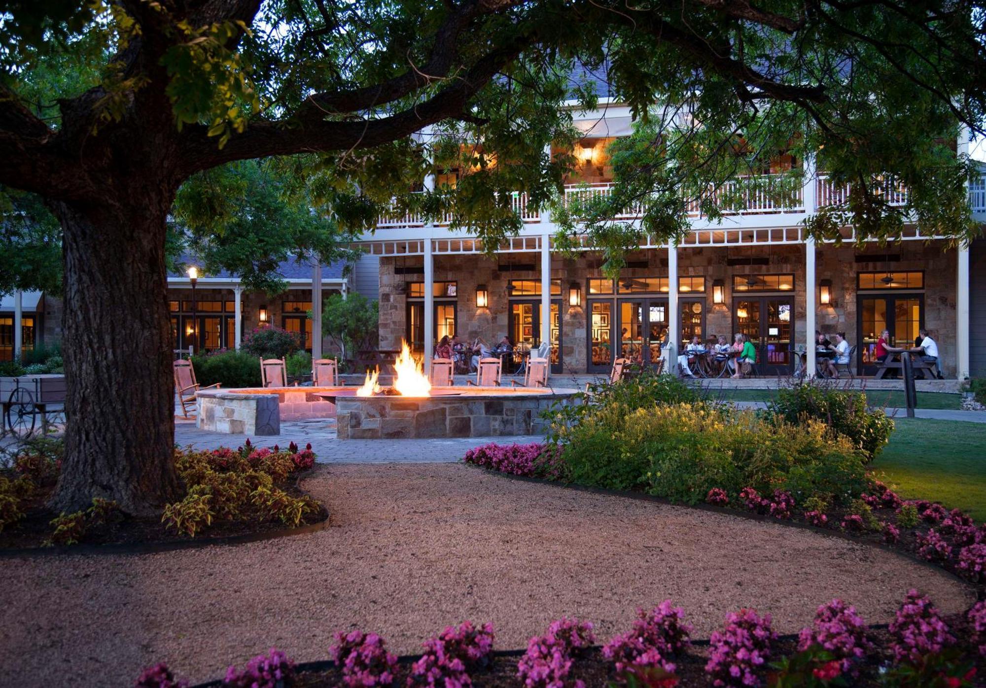 ไฮแอท รีเจนซี ลอสต์ ไพน์ส รีสอร์ต Hotel Cedar Creek ภายนอก รูปภาพ