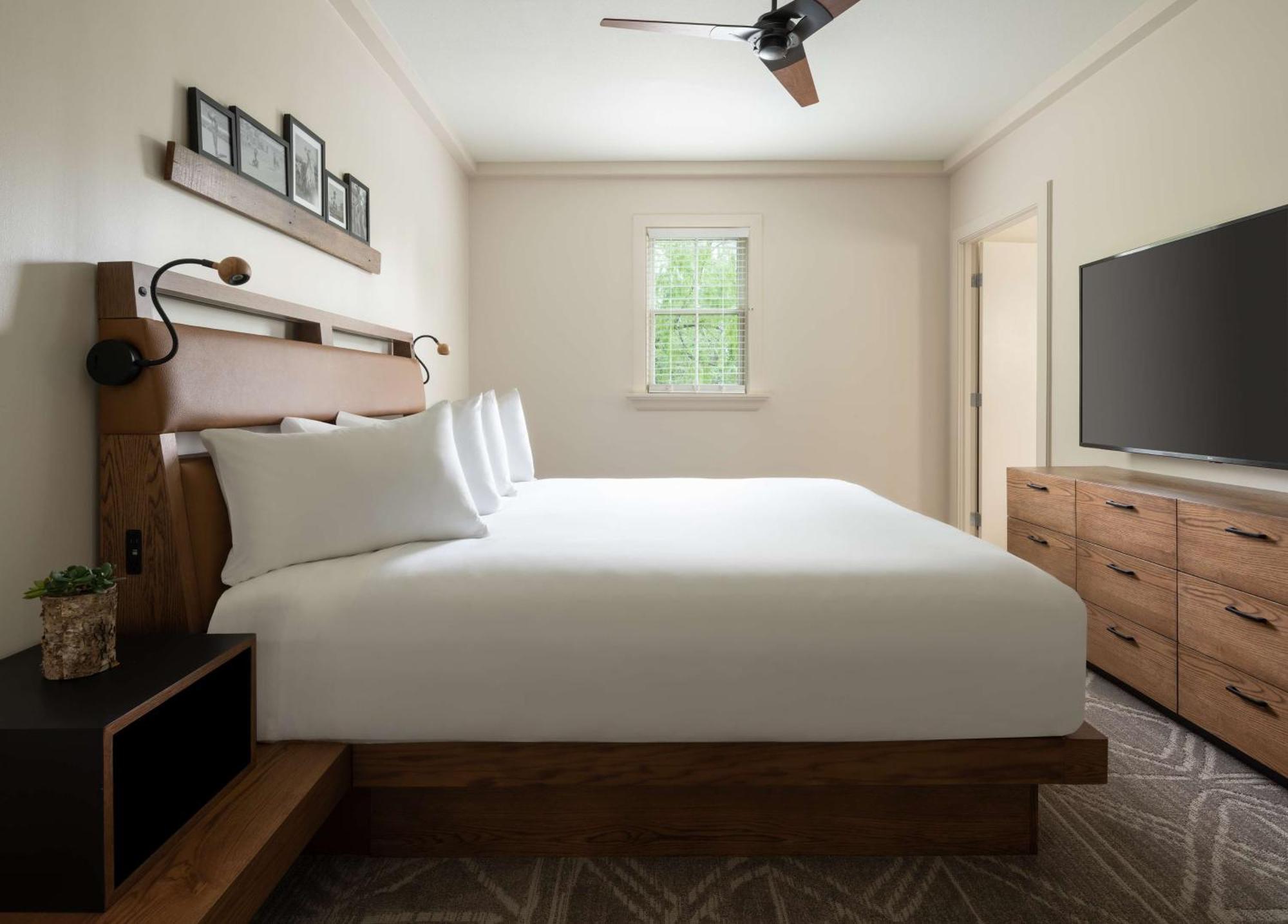 ไฮแอท รีเจนซี ลอสต์ ไพน์ส รีสอร์ต Hotel Cedar Creek ภายนอก รูปภาพ